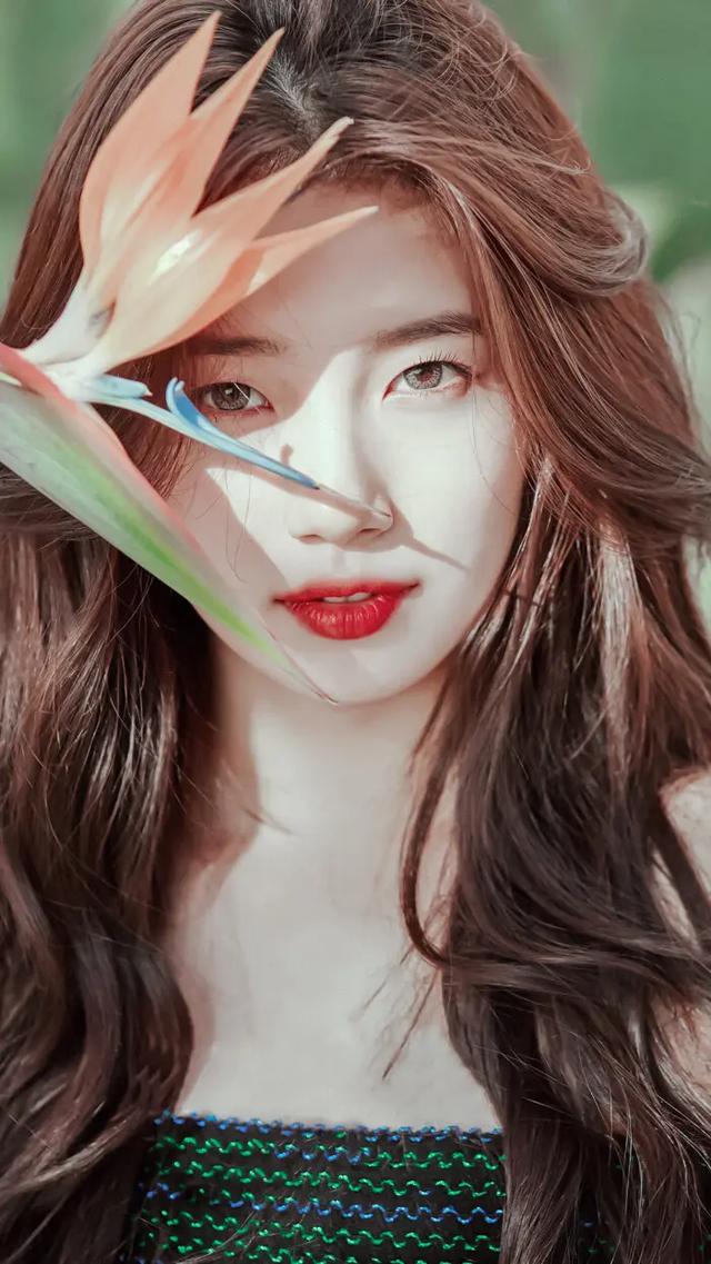 30岁的女生建议试试这3款长发，修饰脸型又有气质，女明星都爱