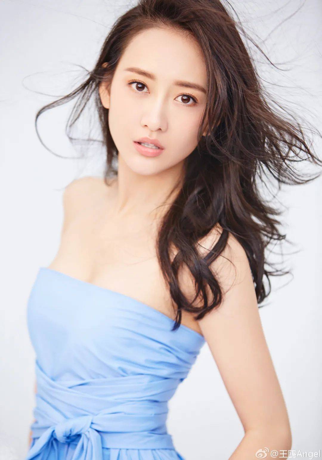 十大内地模特出身的靓丽女星！魔鬼身材娇艳动人