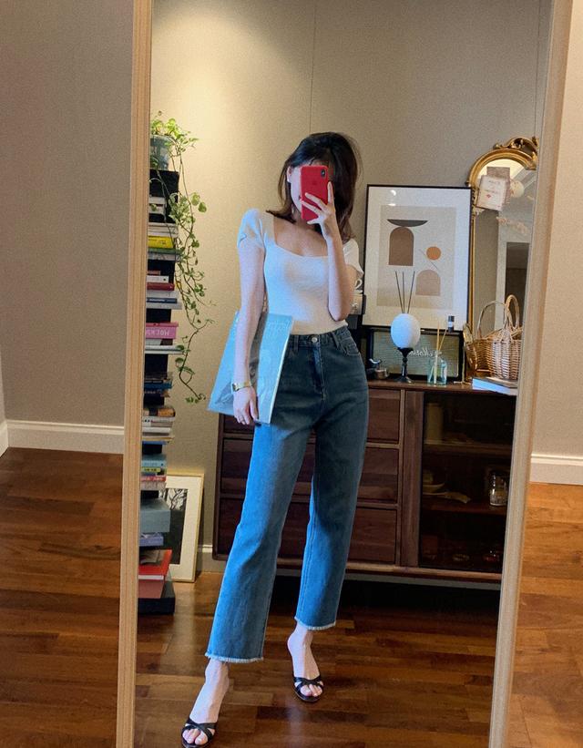 会打扮的人穿衣法则：不穿恨天高，妆容淡雅，裙子过膝，发要蓬松