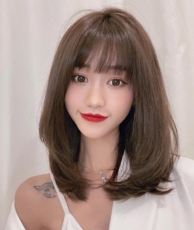 发型不对穿搭作废!这样选发型,不用打理都很好看