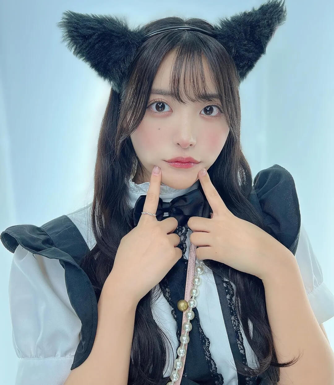 美人痣加可爱酒粒 丰腴美女竹内花