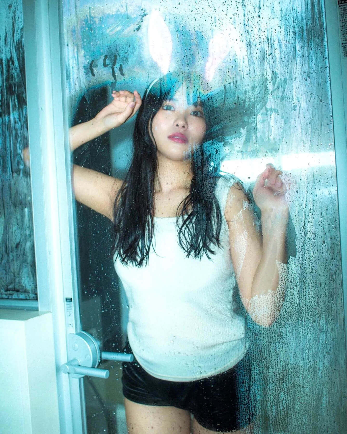 美人痣加可爱酒粒 丰腴美女竹内花