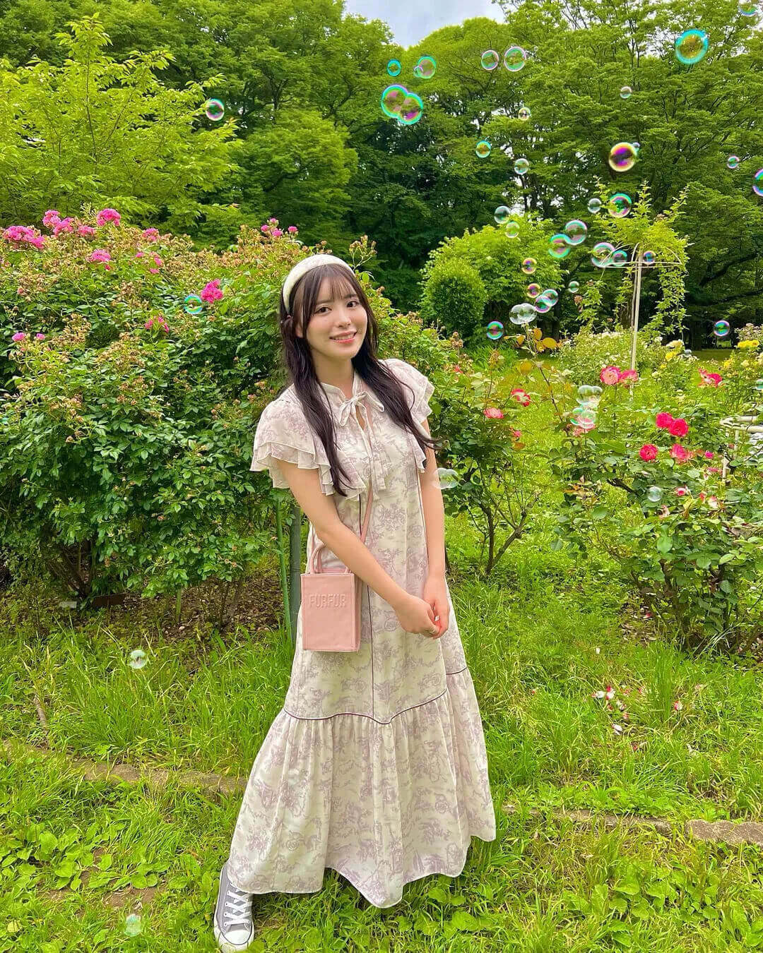 美人痣加可爱酒粒 丰腴美女竹内花