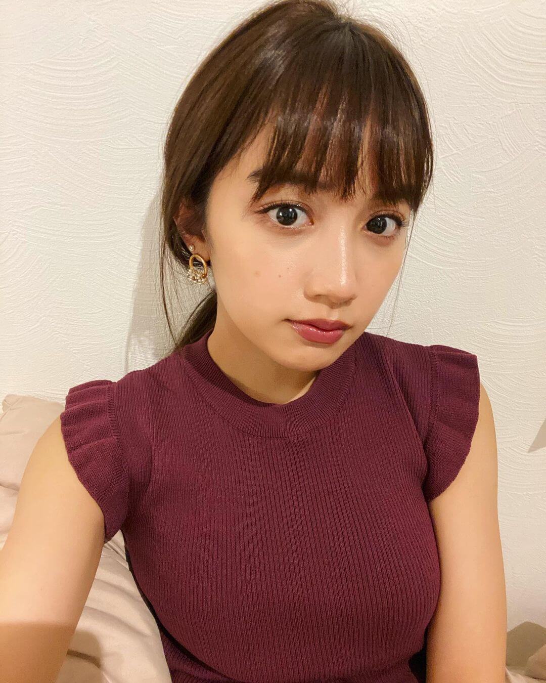 事隔年半再拍泳装 日菲混血黒木头ひかり