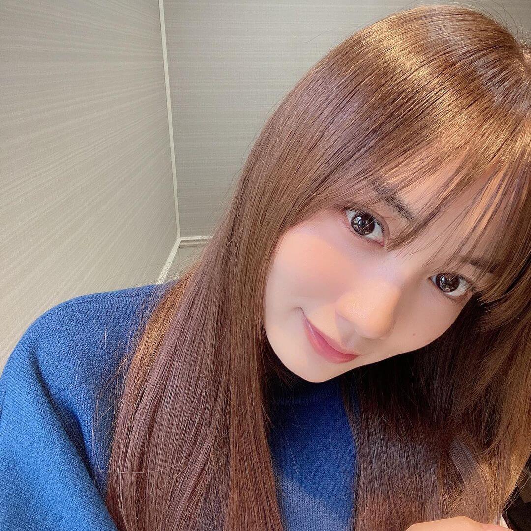 事隔年半再拍泳装 日菲混血黒木头ひかり