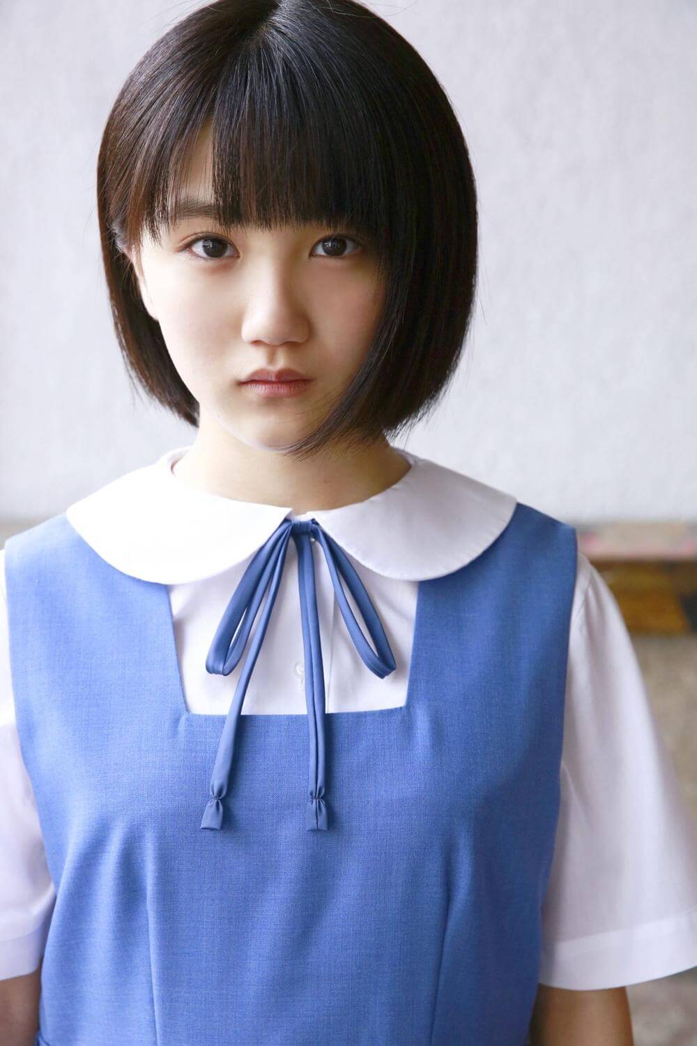 日本女子偶像团Country Girls成员船木结街拍图片写真