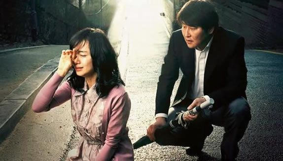 闺蜜跟自己老公出轨该怎么办 需要两个人坐下来谈一谈 闺蜜跟自己老公出轨该怎么办 需要两个人坐下来谈一谈