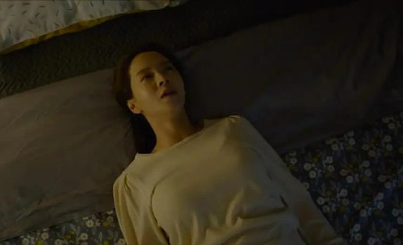 闺蜜跟自己老公出轨该怎么办 需要两个人坐下来谈一谈 闺蜜跟自己老公出轨该怎么办 需要两个人坐下来谈一谈