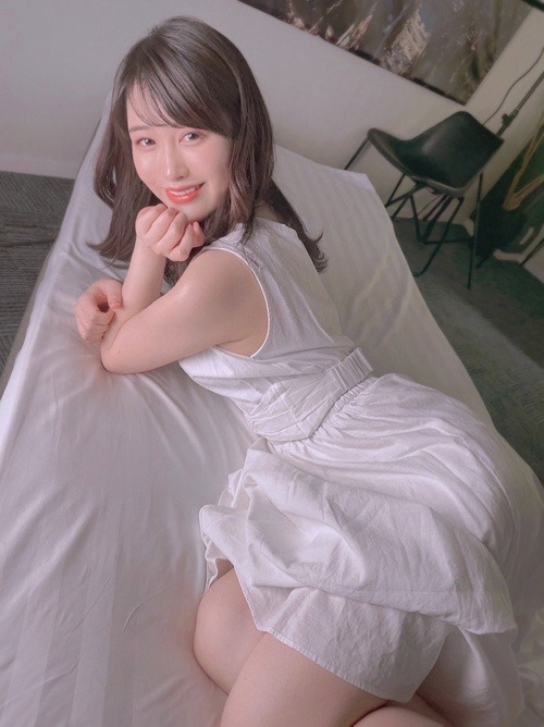 樱井麻美个人资料番号作品写真：银行女秘书出道做轻熟女优