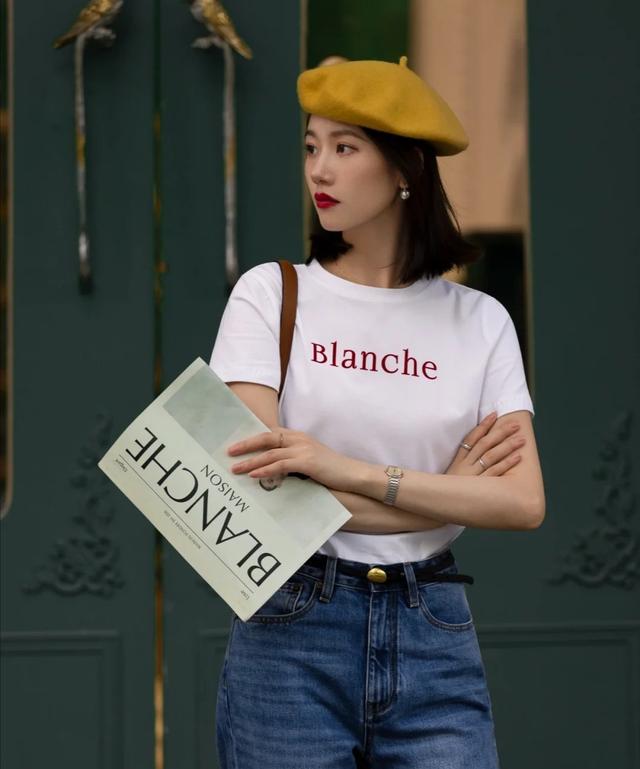 会穿衣的女人都懂得搭配技巧！用好这四大单品高级耐看还显气质