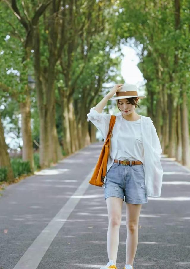 女人再胖也别瞎穿,这5个穿衣秘诀帮你显瘦又有气质