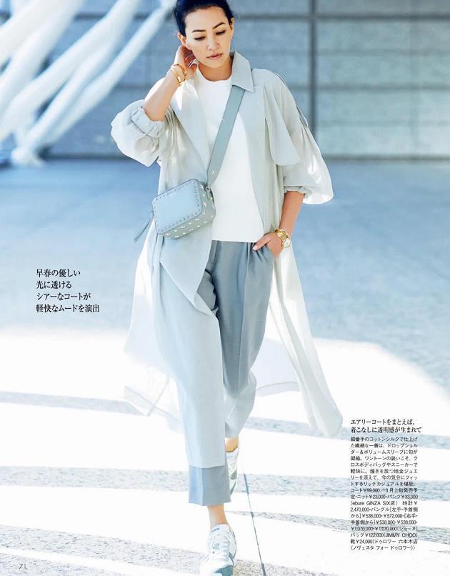 简约不简单才是40+女人的高级穿衣典范！这个夏天你会更美丽