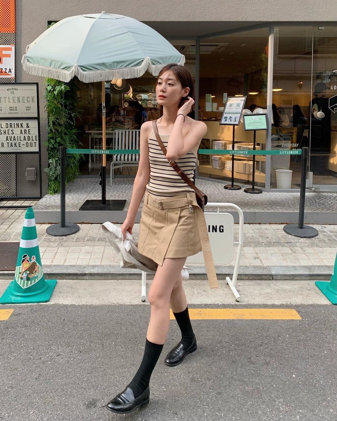 用穿搭抓住夏天的尾巴，赶紧将迷你裙拿出来晒一晒