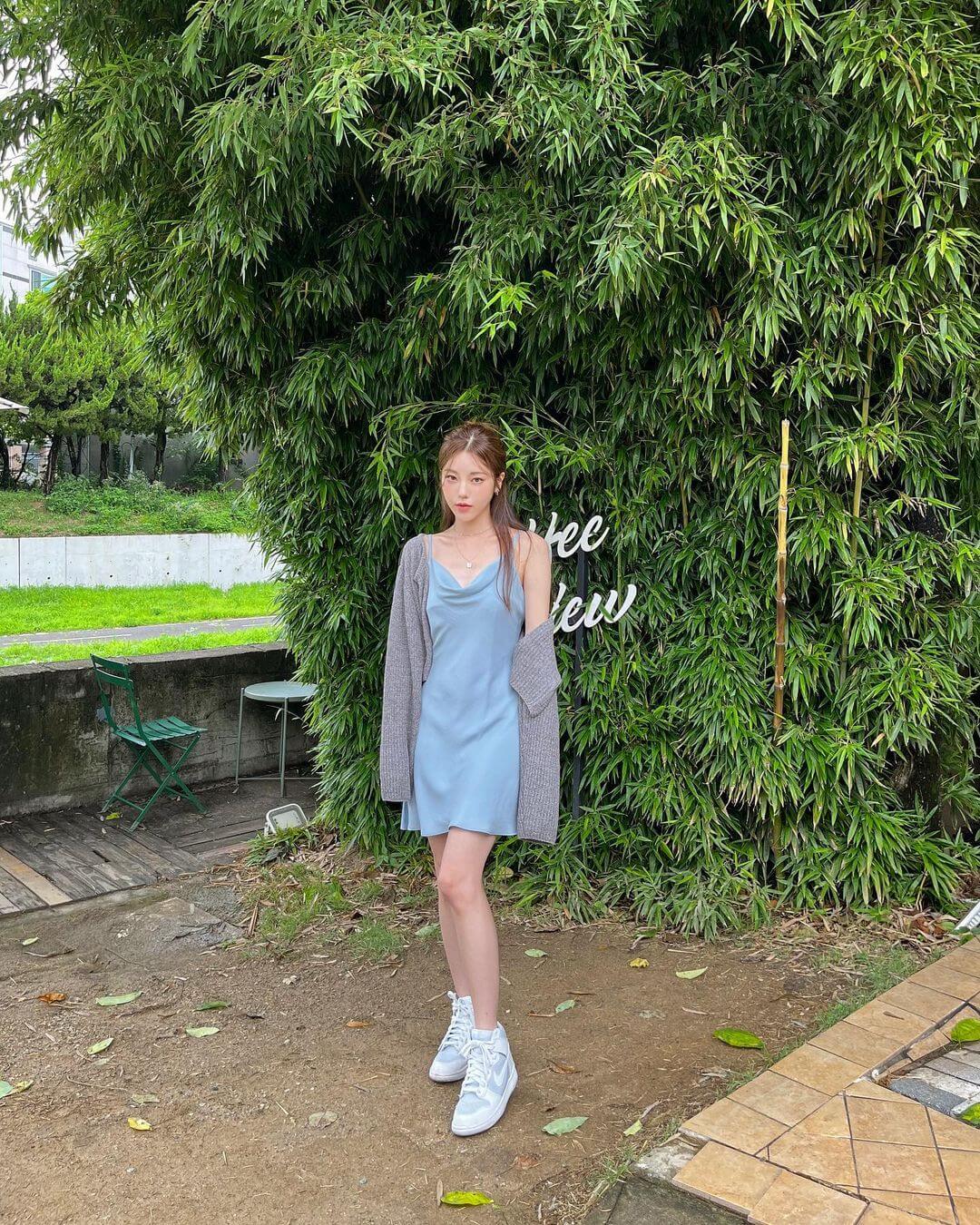 用穿搭抓住夏天的尾巴，赶紧将迷你裙拿出来晒一晒