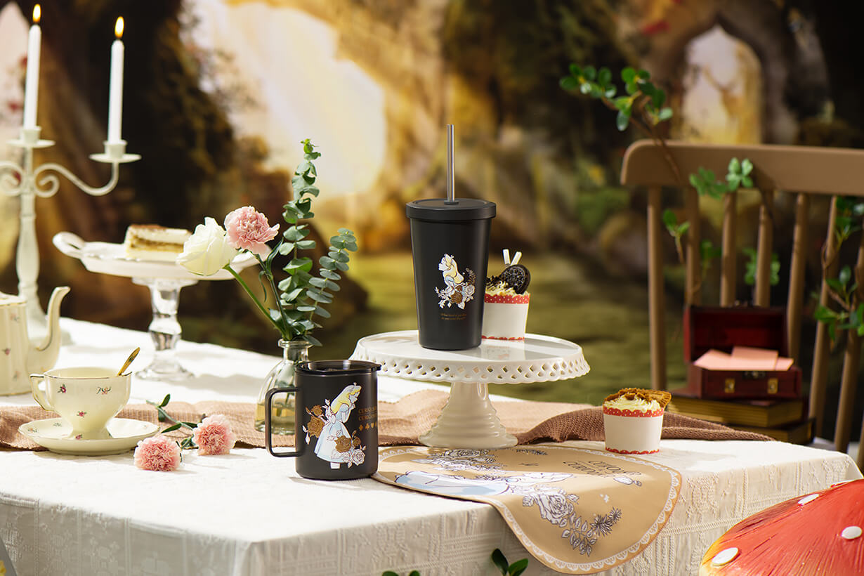 喝著好心情:Oolab 環保杯攜手迪士尼,可愛治愈的新品闪耀登场!