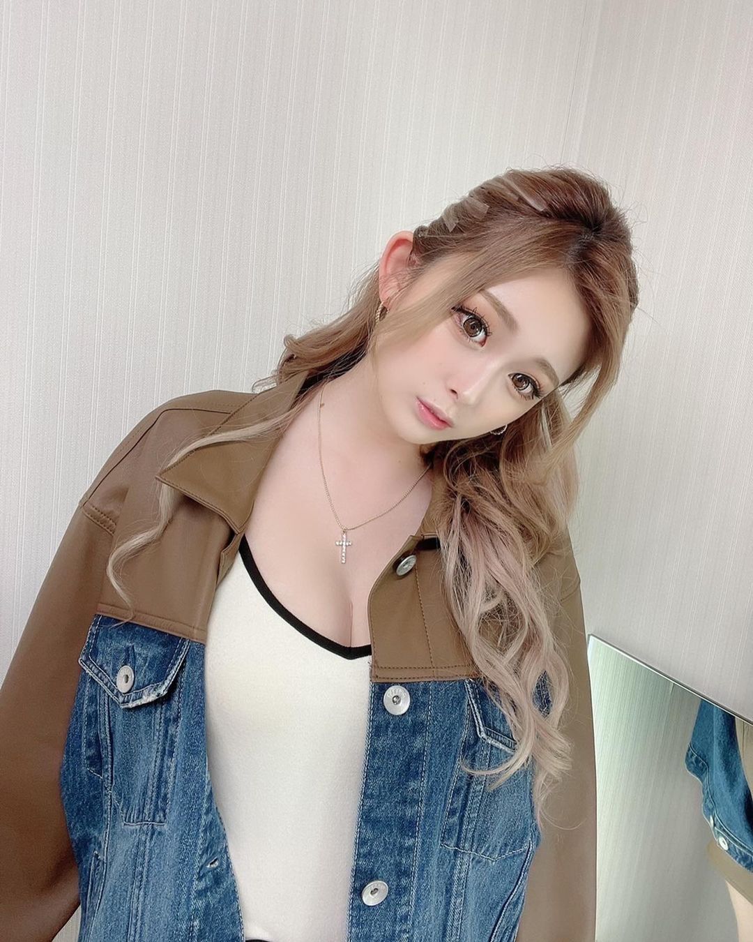 时髦感满满的辣妹！古川优奈热情大方让人想被她征服！