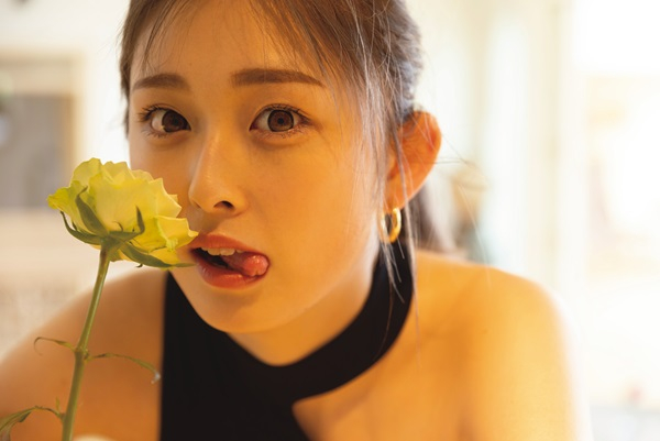 时髦感满满的辣妹！古川优奈热情大方让人想被她征服！