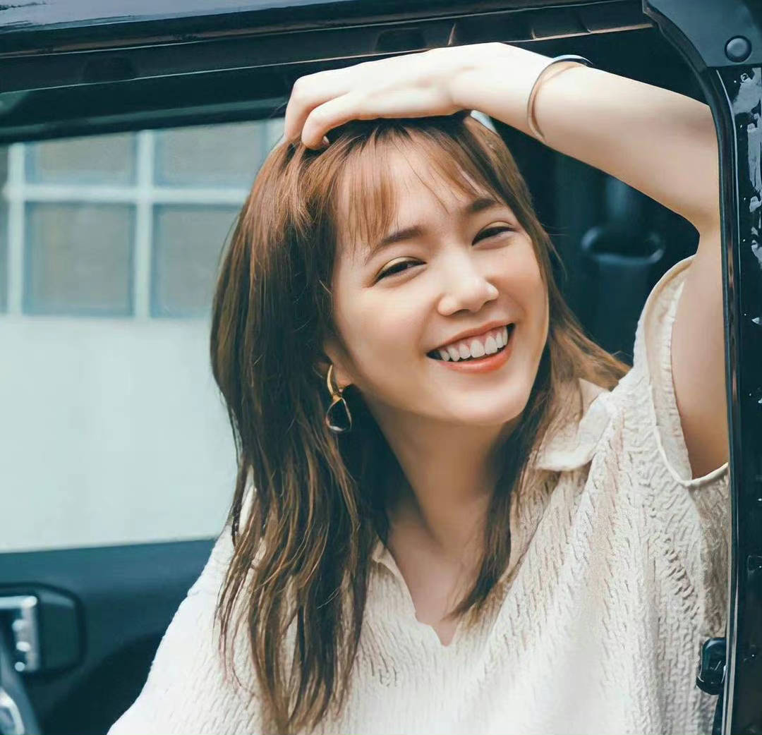 日本最正宅女本田翼，笑容太温暖了！