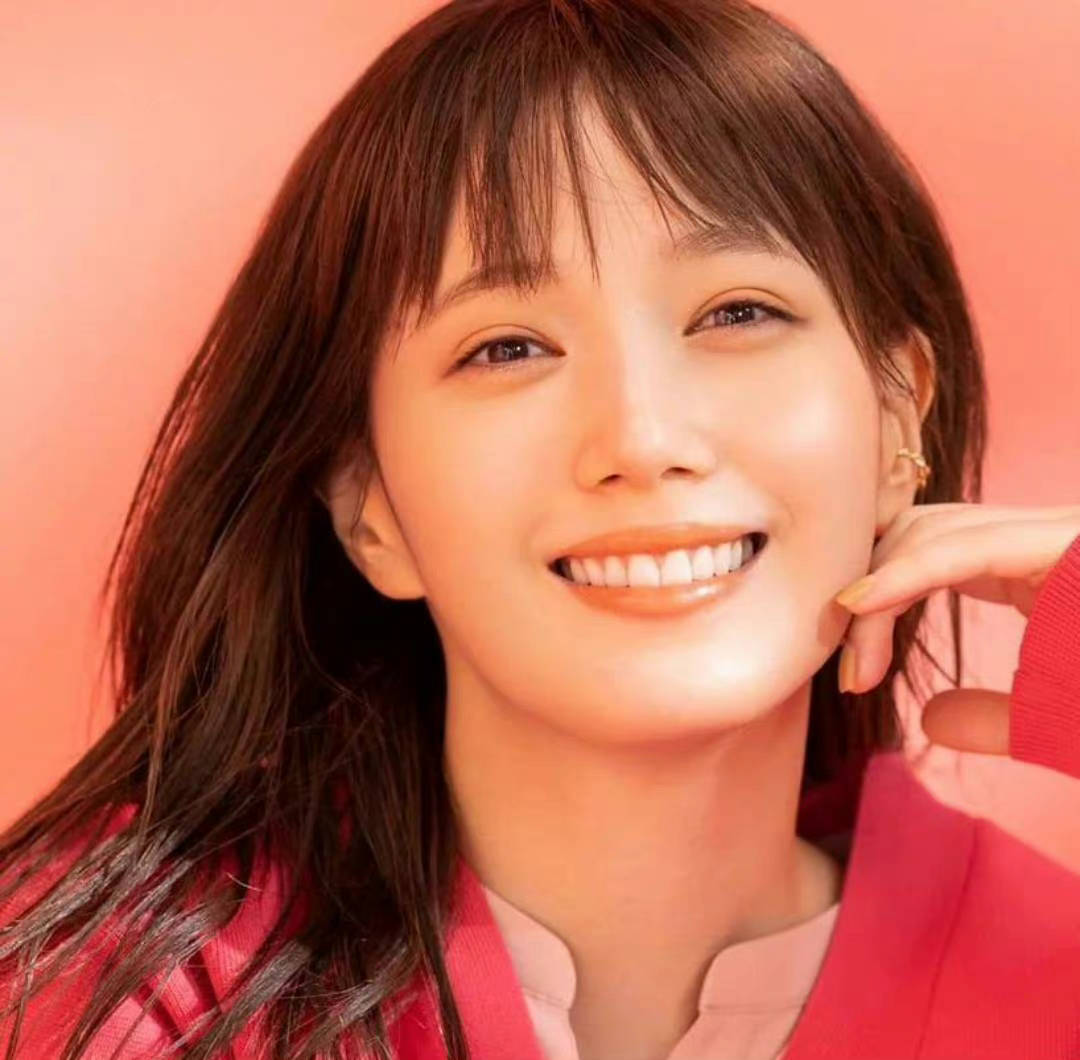 日本最正宅女本田翼，笑容太温暖了！