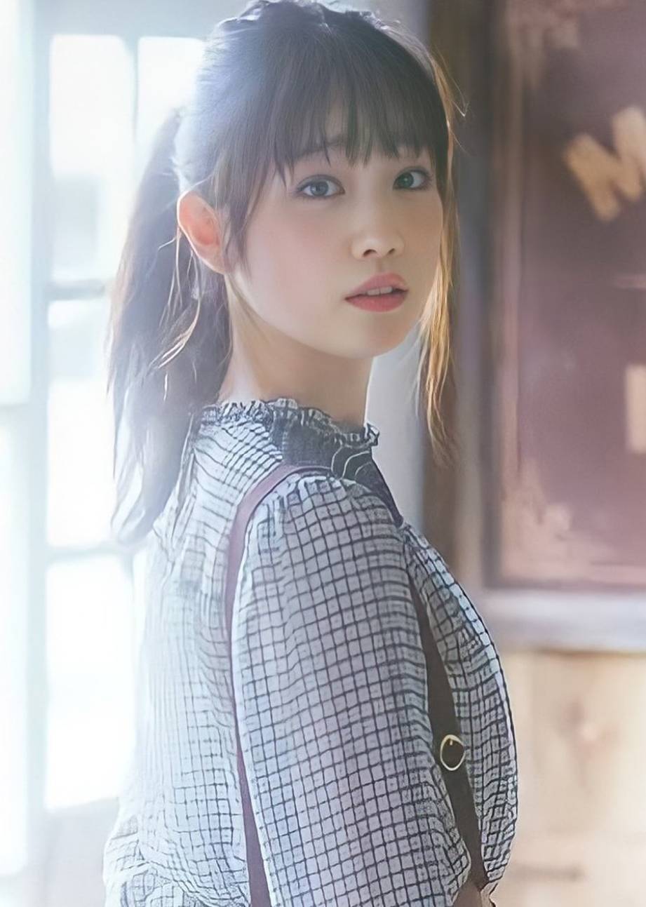 高桥光：日本演员及专属模特高新气质引发热烈反响