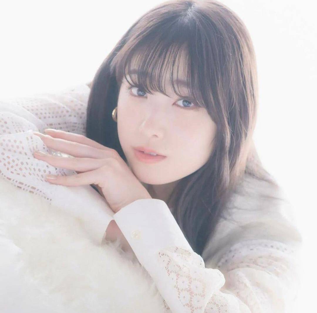 高桥光：日本演员及专属模特高新气质引发热烈反响