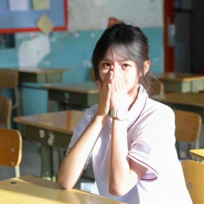 班长突然将遥控器开到最大 求你了把笔拿出去