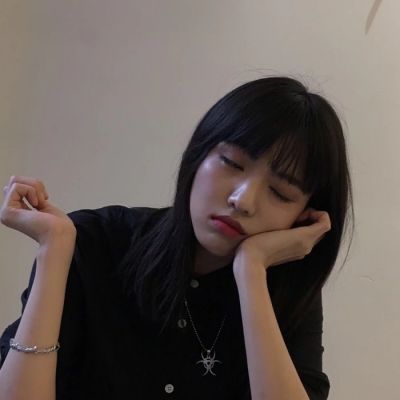 放弃抵抗的妈妈 妈妈总爱去爷爷的卧室