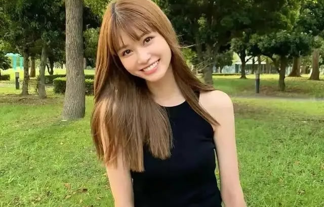 女性打扮是为了吸引异性吗 装扮能反映出个人的生活态度