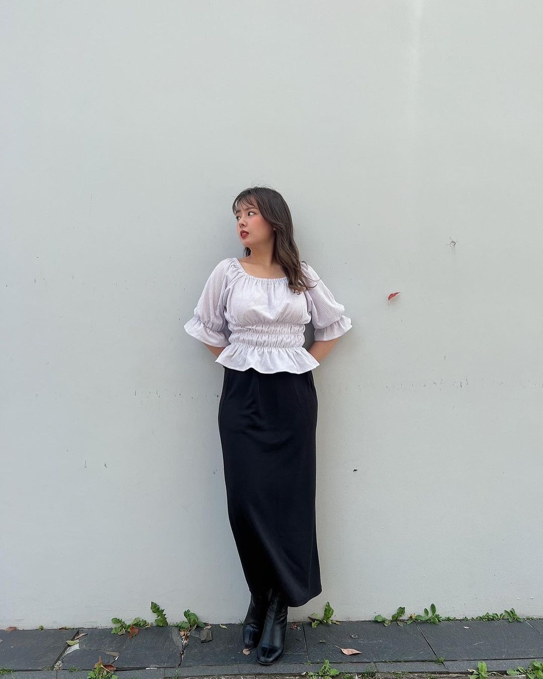 爱狗的女孩都很美！大眼正妹《山田菜菜》引退后让人依旧想念她的性感！