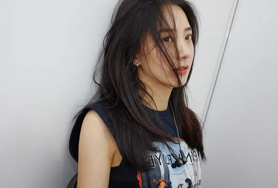 新生代小花朱颜曼滋个人资料真名和家境被扒