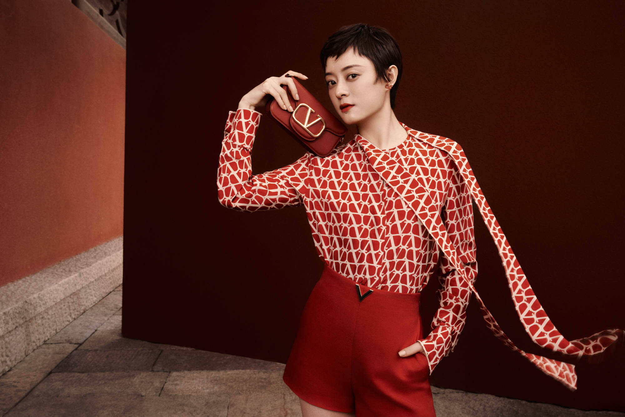 孙俪和妹妹孙艳同框！肤白貌美大长腿魅力不可小觑-4