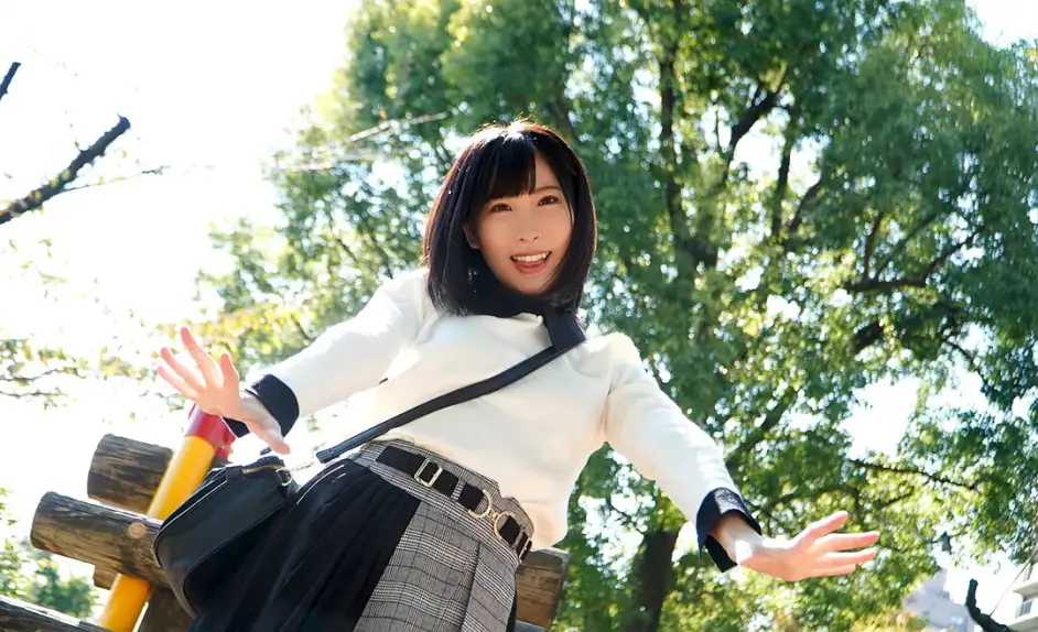 叶月桃（葉月桃）个人资料简介及作品写真图片！