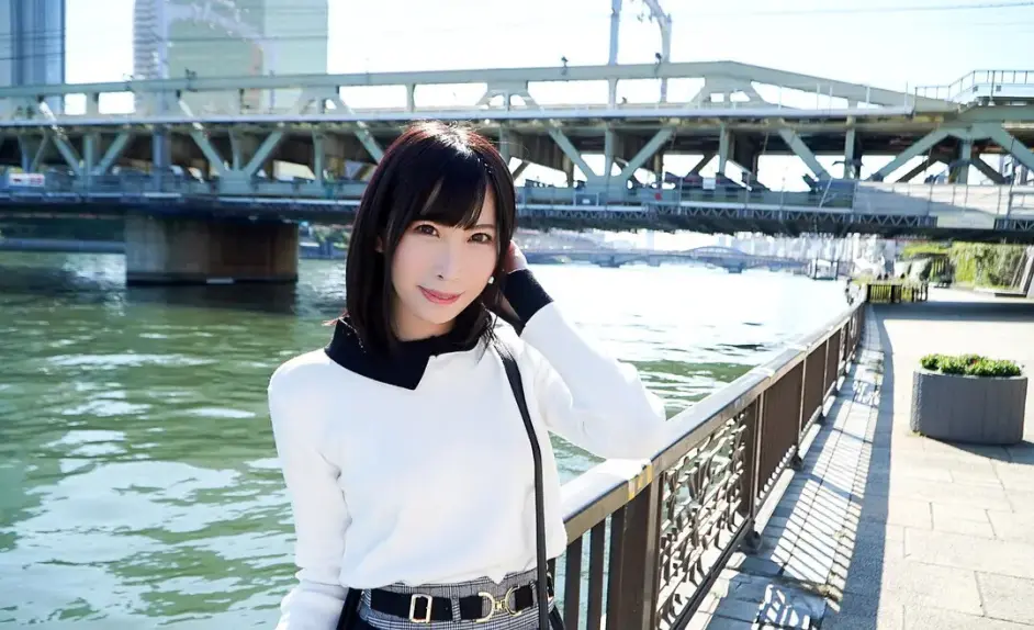 叶月桃（葉月桃）个人资料简介及作品写真图片！