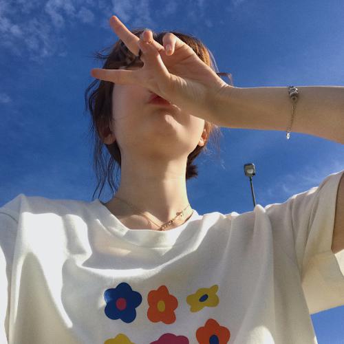 没有话题要怎样和女朋友聊天 和女朋友聊天找话题的方法