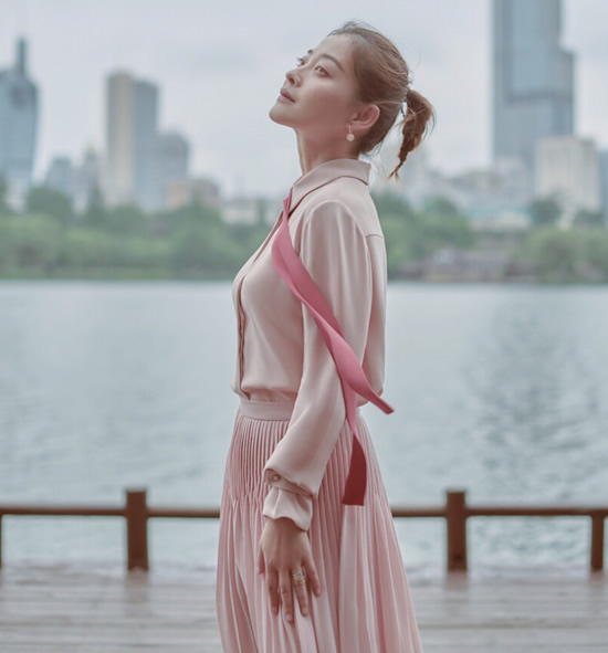 梅婷的个人资料身高体重多少 梅婷老公是谁