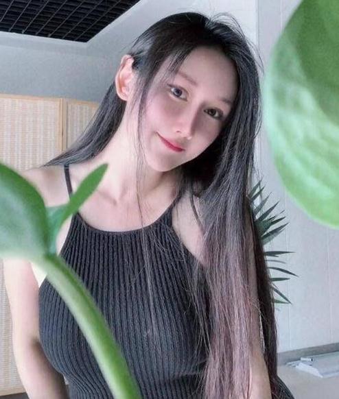 小胡静是谁哪里人长什么样子