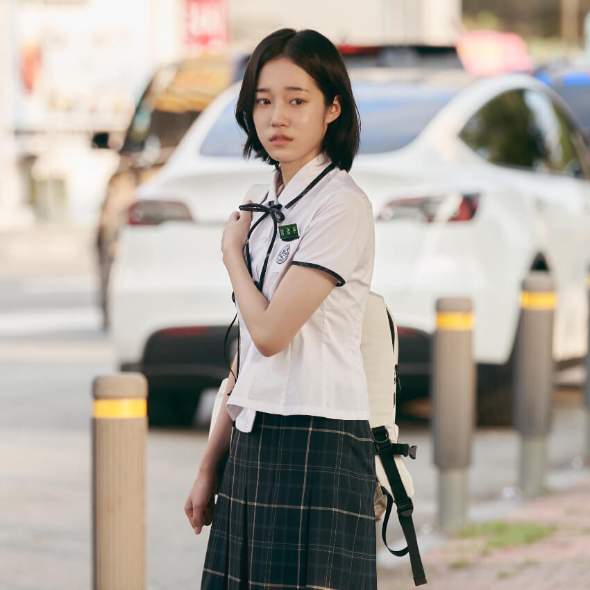 梨大高材生、热爱绘画的鬼才少女:《浪漫速成班》模范生卢允瑞,私下穿搭有魅力