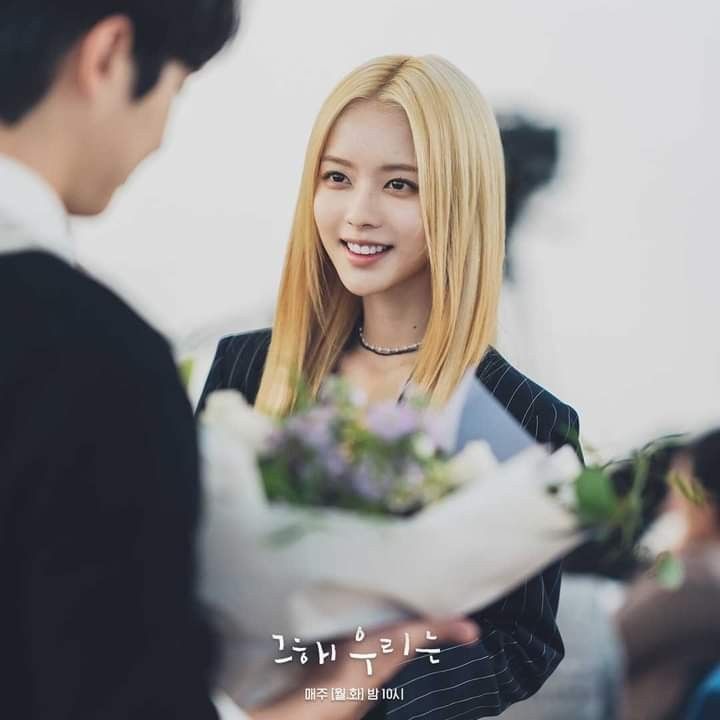 有小金裕贞之称的卢正义，被挑剔网友大赞是最美20岁女演员