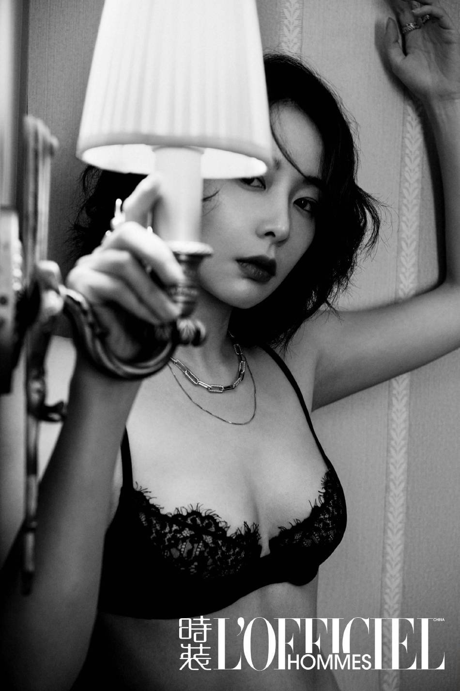 高叶穿黑蕾丝内衣露事业线!写真图片性感火辣-4 高叶穿黑蕾丝内衣露事业线!写真图片性感火辣