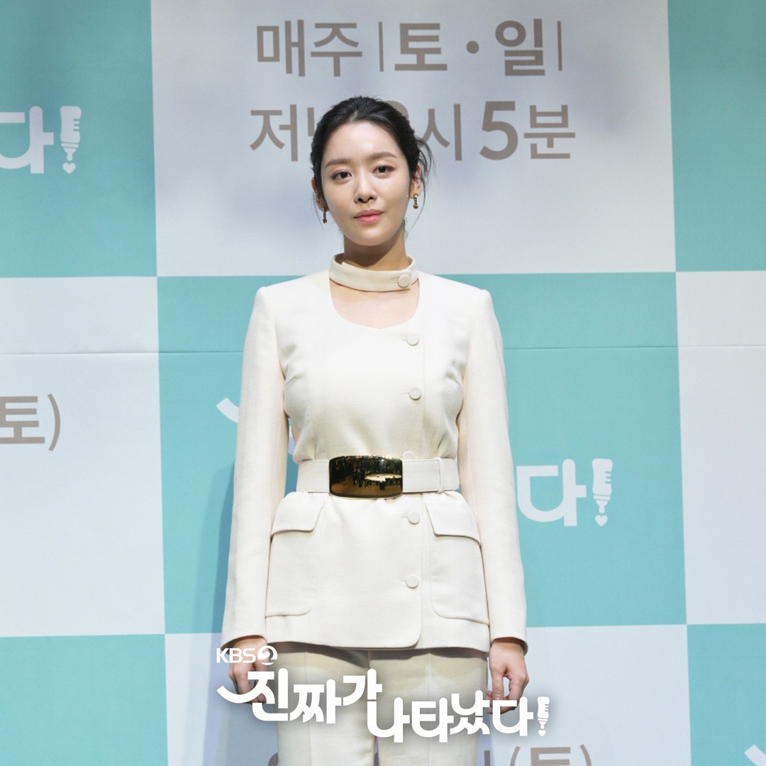 车珠英透露家人看《黑暗荣耀》情形 戏里场面太震撼：我爸气到夺门而出