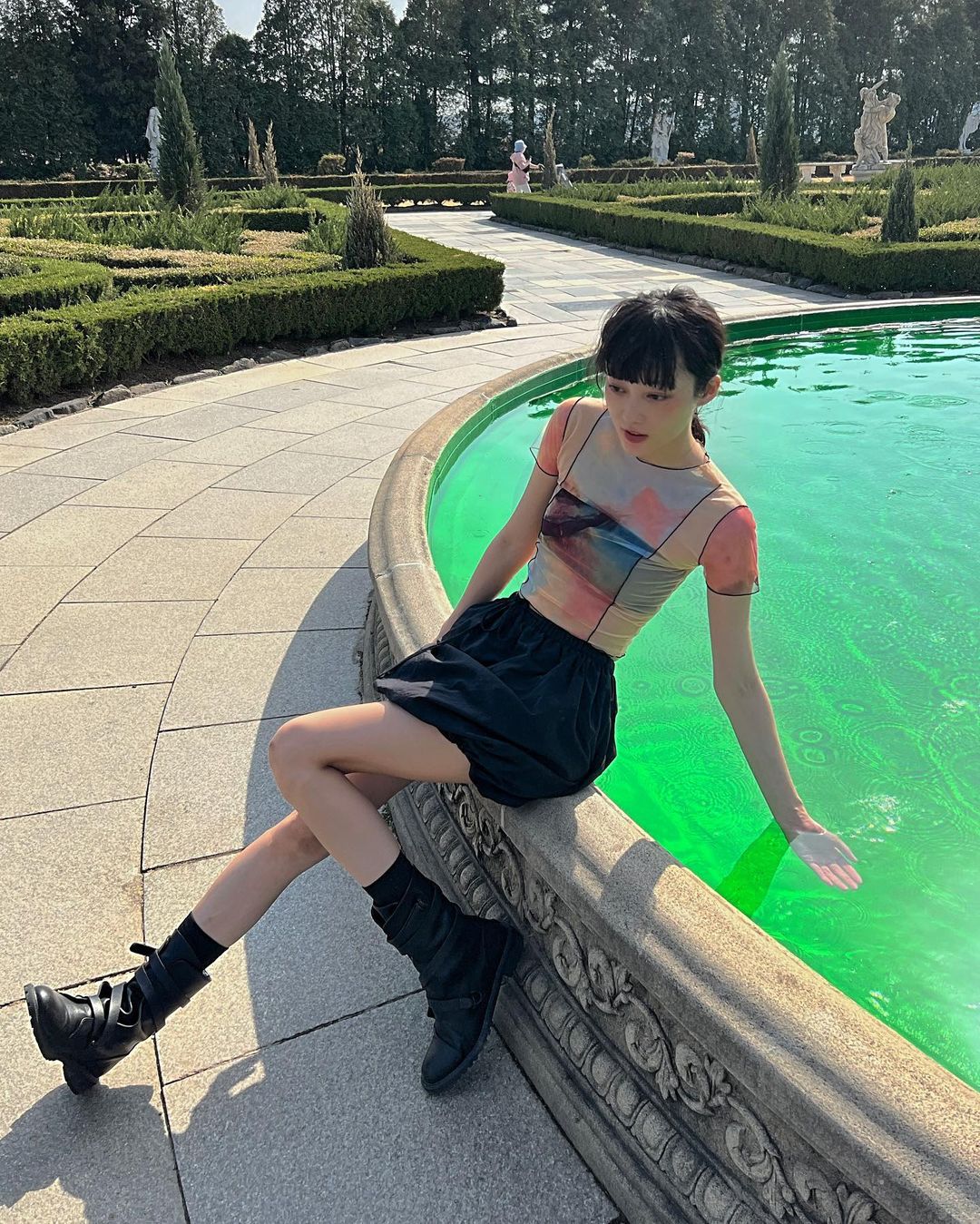 五官清秀可爱却生得一张厌世颜：这件韩国模特拥有让人着迷的厌世魅力