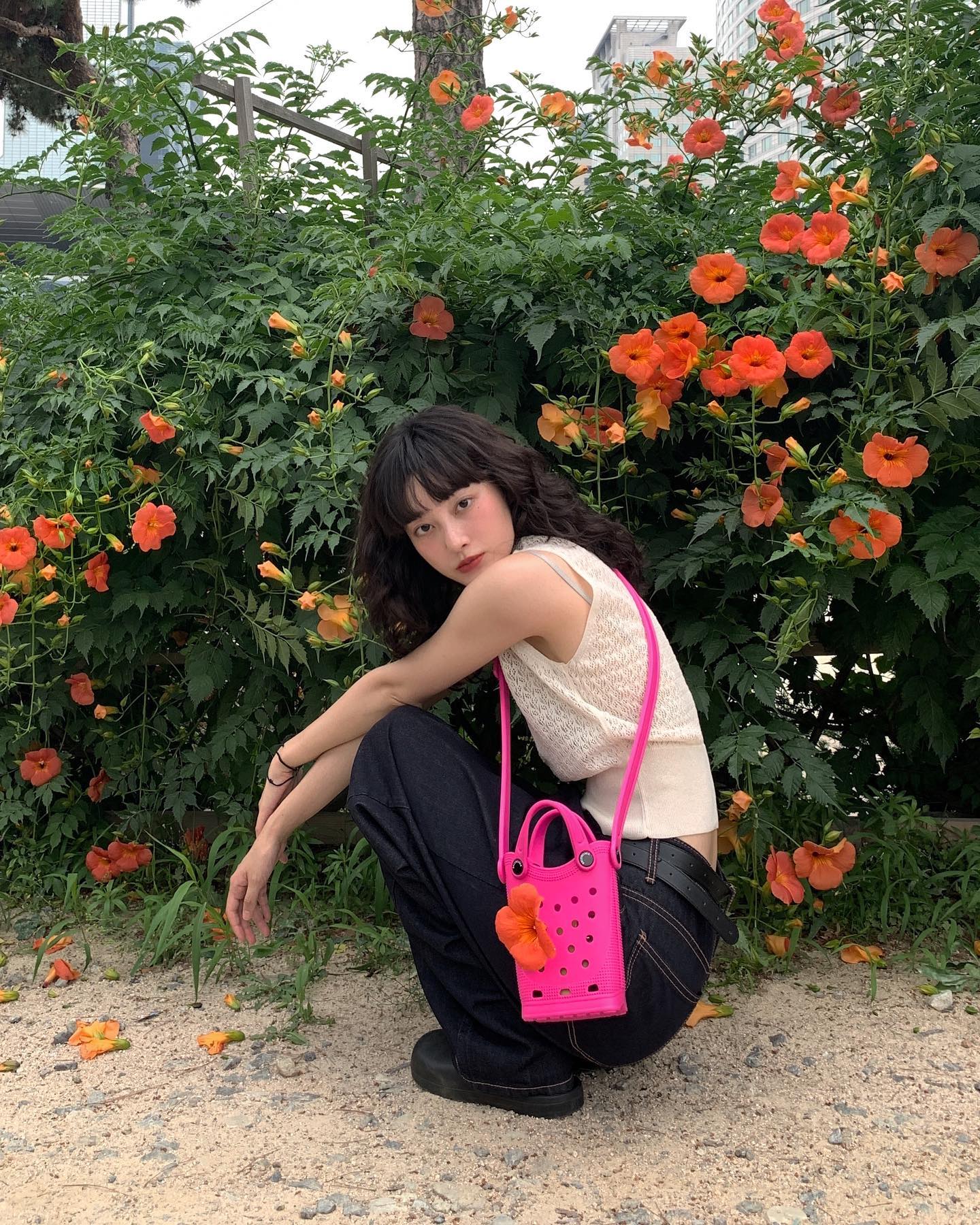 五官清秀可爱却生得一张厌世颜：这件韩国模特拥有让人着迷的厌世魅力