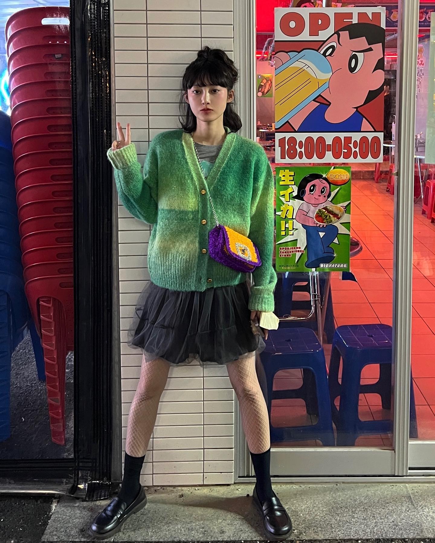 五官清秀可爱却生得一张厌世颜：这件韩国模特拥有让人着迷的厌世魅力