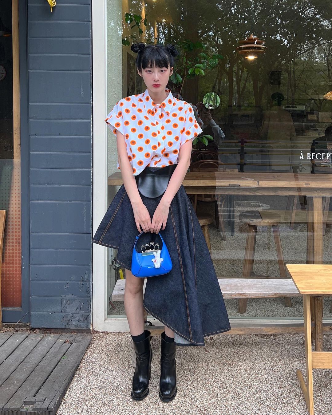 五官清秀可爱却生得一张厌世颜：这件韩国模特拥有让人着迷的厌世魅力