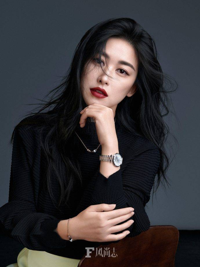 “中国第一美女”朱珠时尚杂志靓丽写真！大长腿太性感撩人-3
