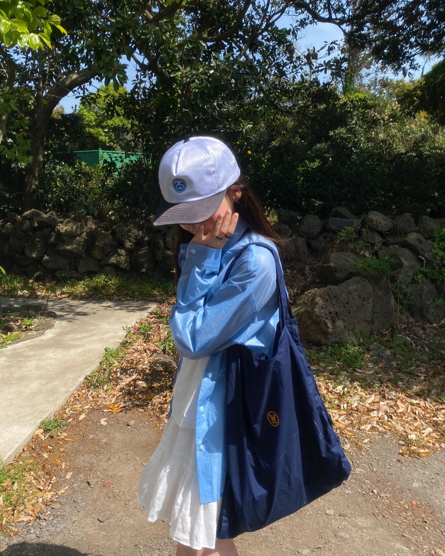 白天防晒晚上防凉，这个忽冷忽热的季节衣柜必须添加一件衬衫