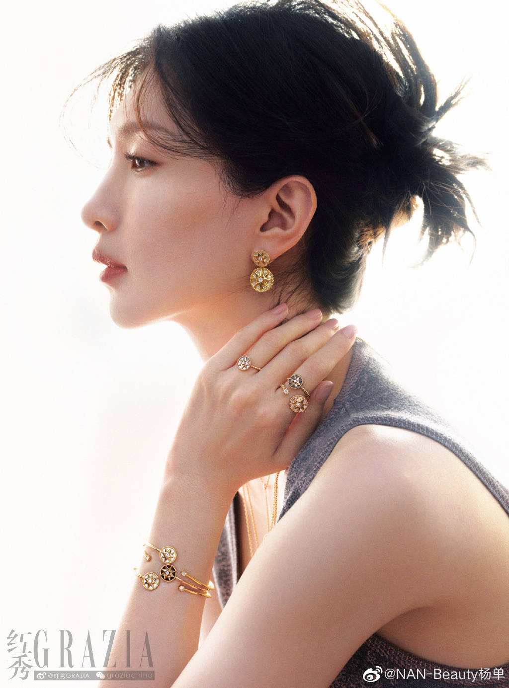 江疏影杂志写真太惊艳！身材曼妙美若天仙女人味十足-4