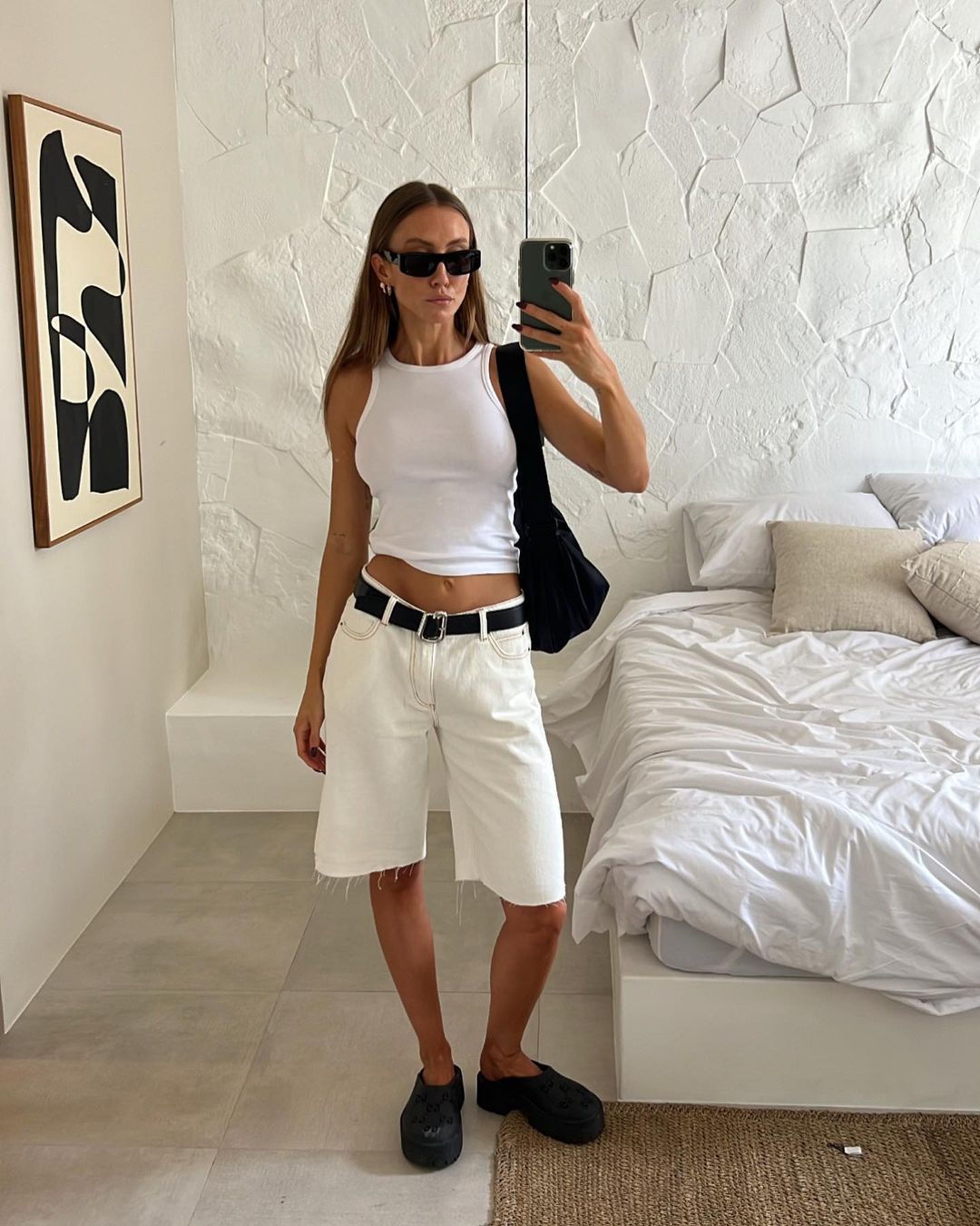 Hadid 姐妹都在穿，今夏想穿得又帅又随性，先试一条五分裤