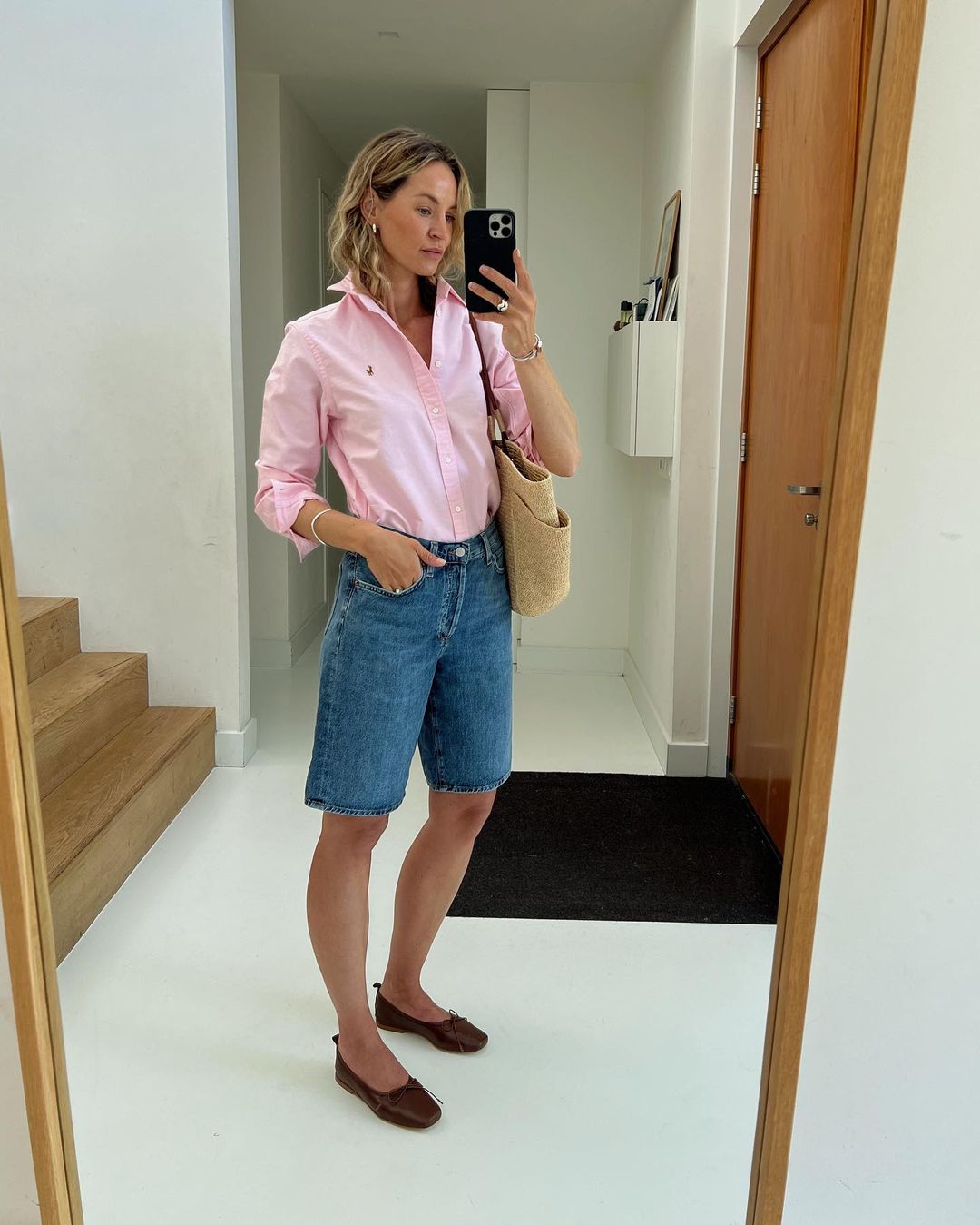 Hadid 姐妹都在穿，今夏想穿得又帅又随性，先试一条五分裤