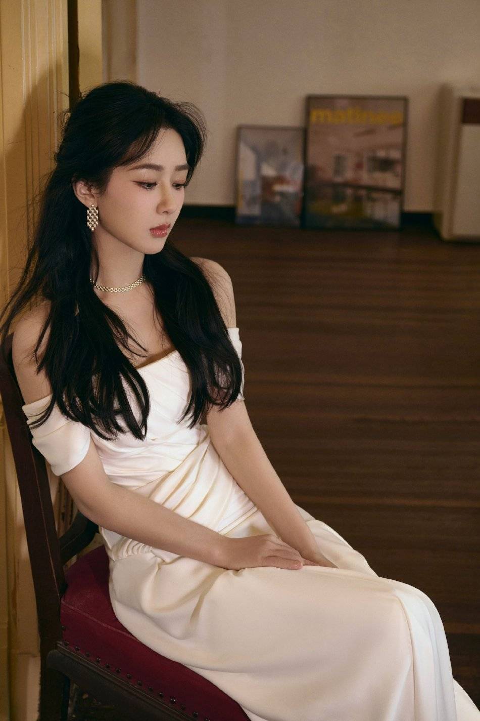 杨紫各类靓丽写真！温柔甜美越来越美丽-6